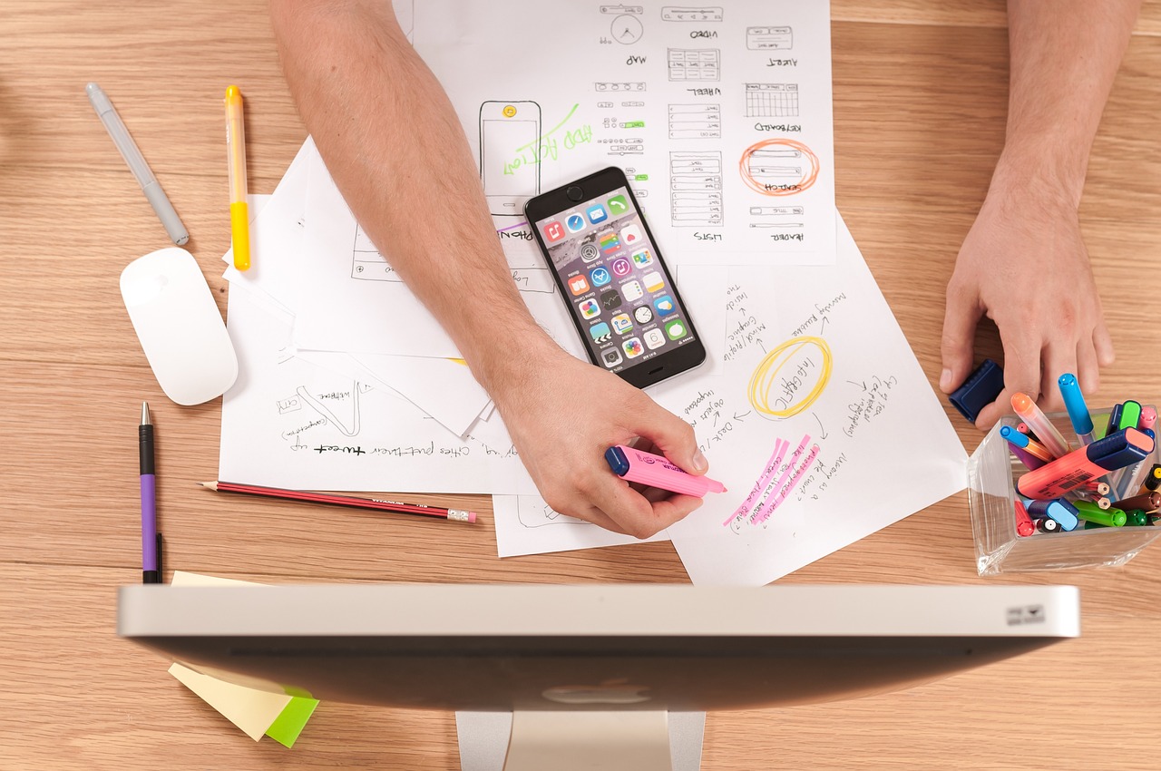How to Build an MVP: Easy-to-Follow Guide for Founders in 2024